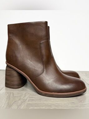 Korks Kork Ease Destiny Brown Heeled Bootie 11M
